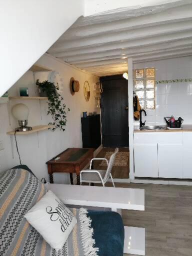 Apartamento Cute Studio Versailles Chateau Exterior foto